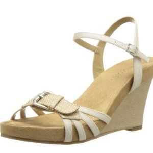 Brand new Aerosoles Plush Around Wedge Sandal